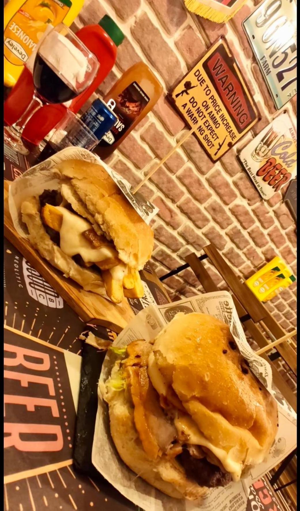Monacos And Food Apartment