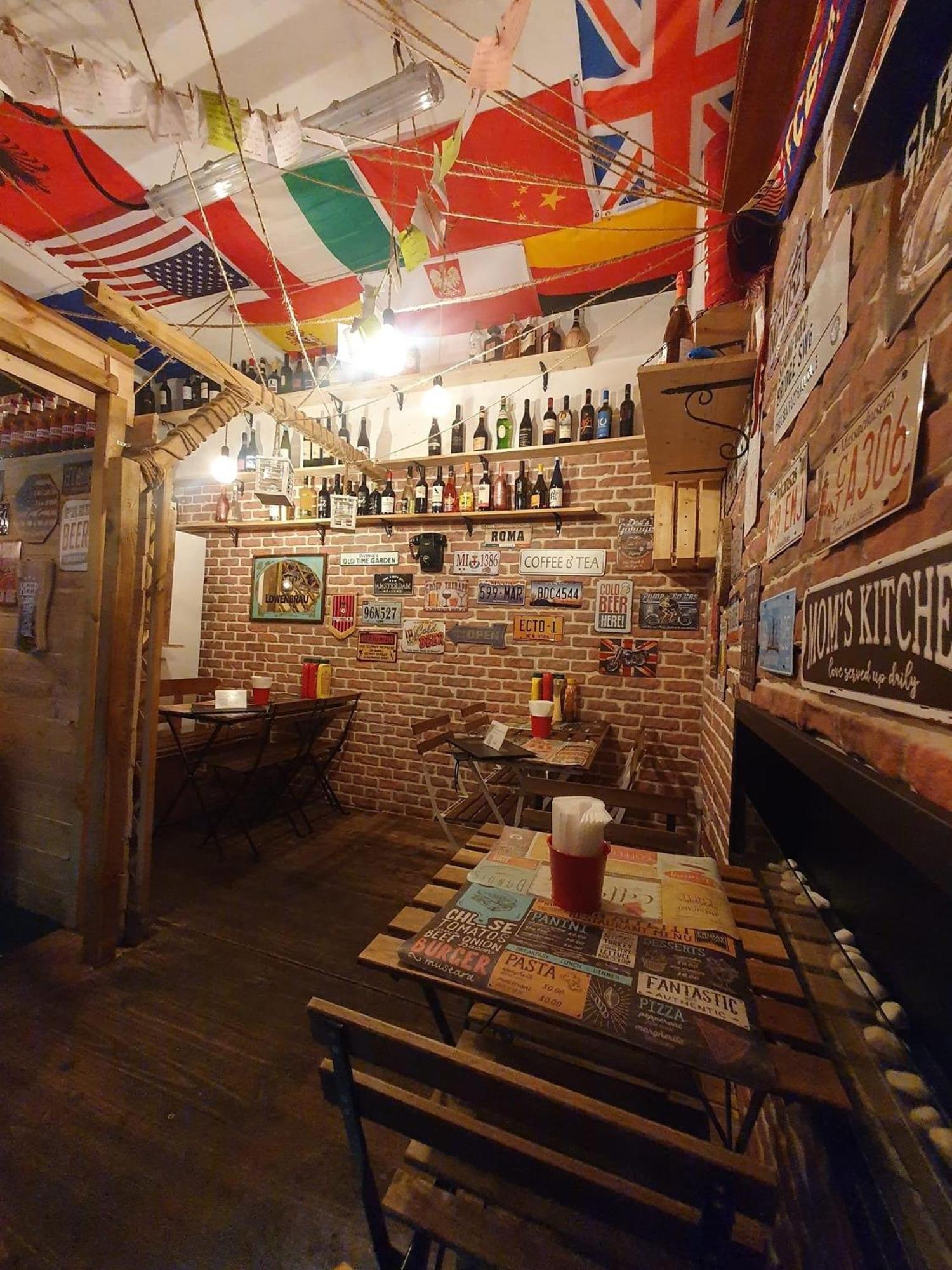 Monacos And Food Apartment