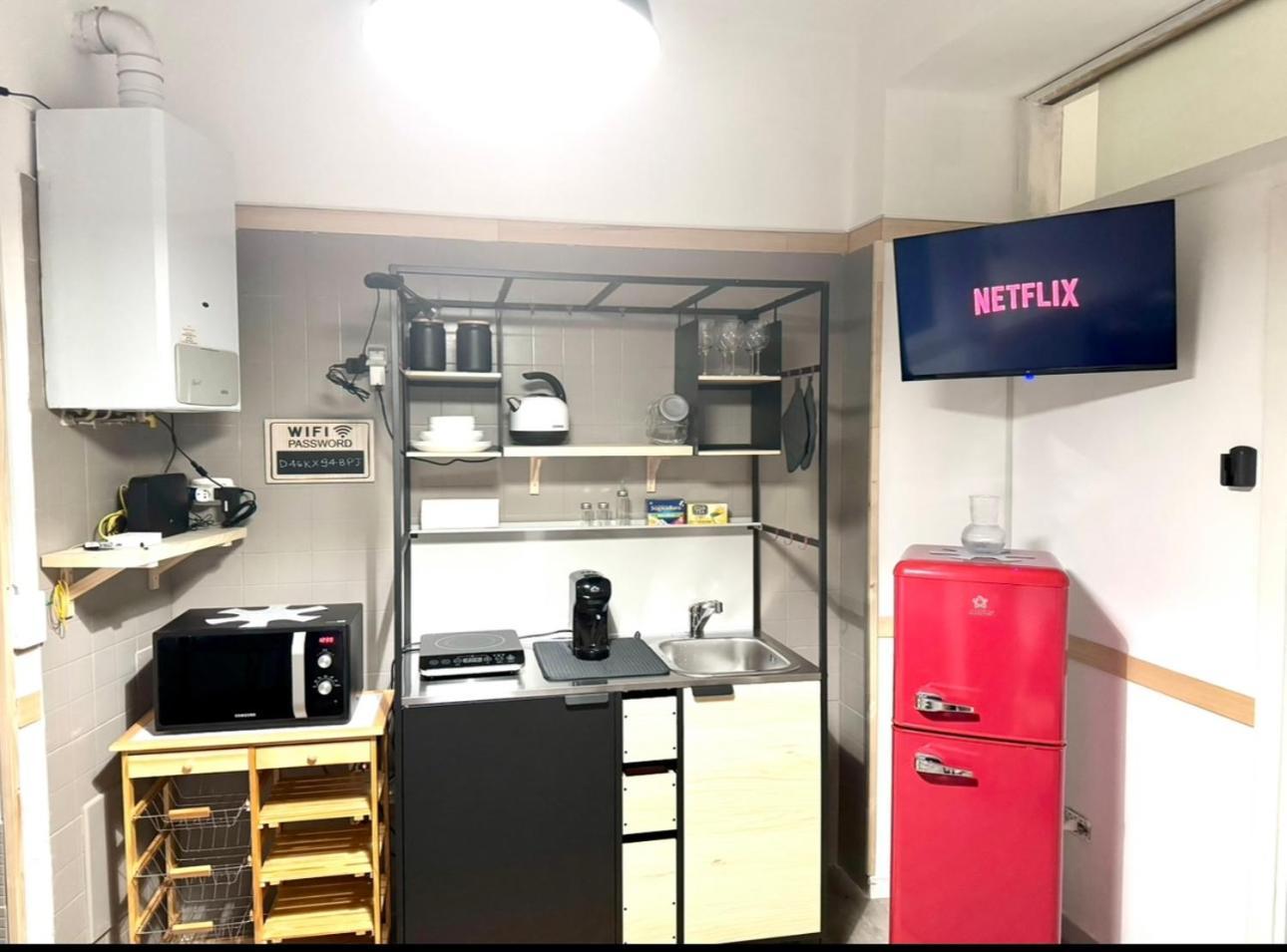 Monacos And Food Apartment Naples